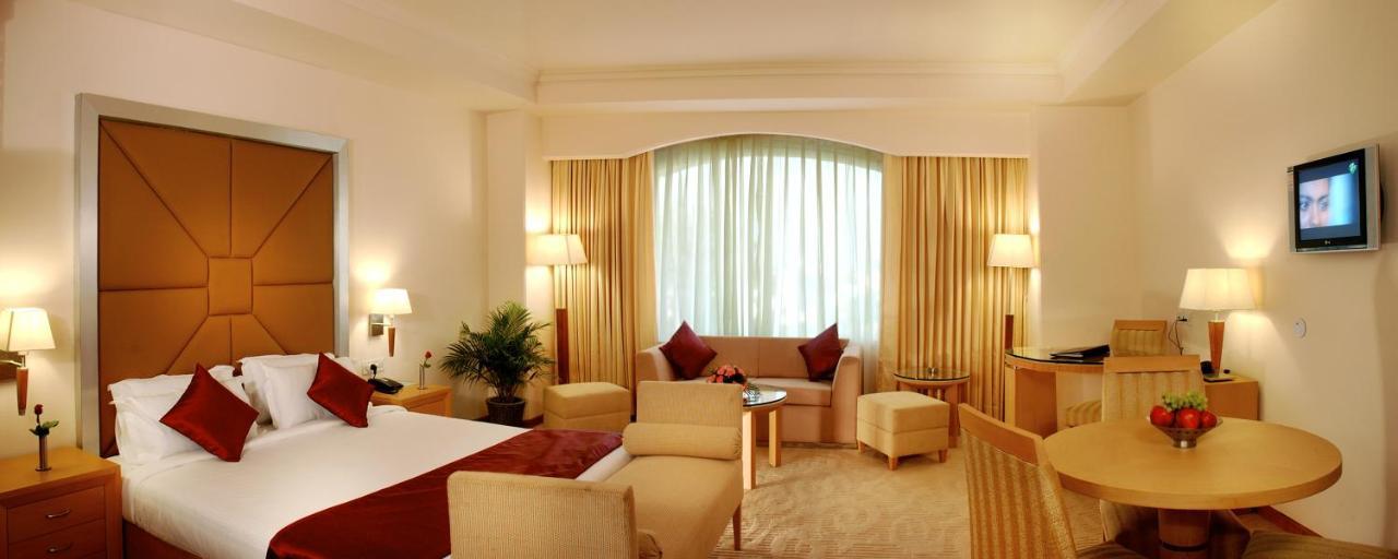 Inn Riviera Dżammu Zewnętrze zdjęcie