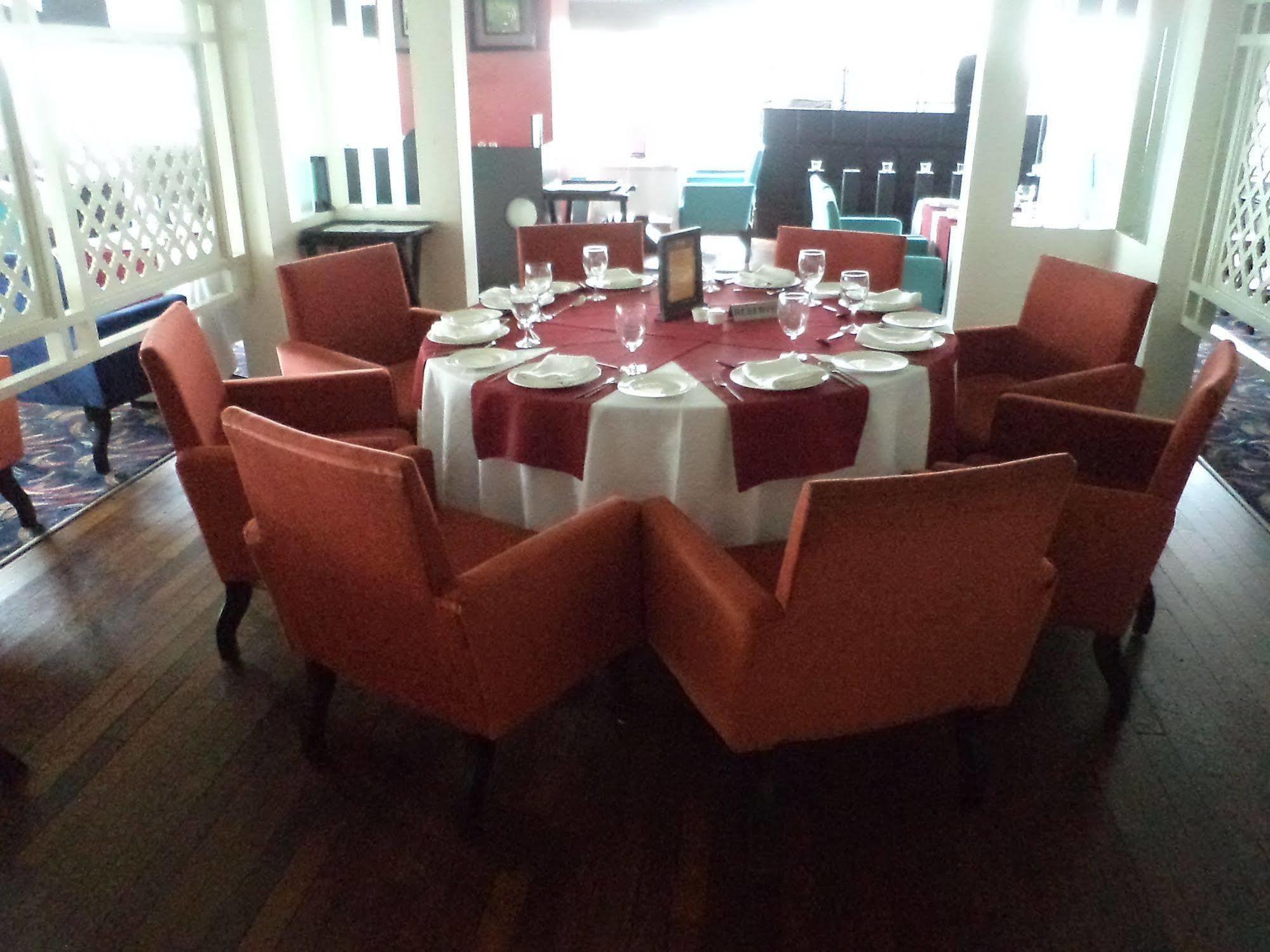 Inn Riviera Dżammu Zewnętrze zdjęcie
